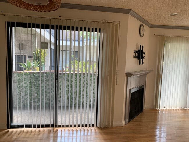 Photo - 315 S Harvard Blvd Unit 109