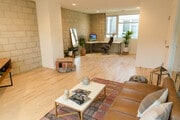 Photo - 3450 Cahuenga Blvd W