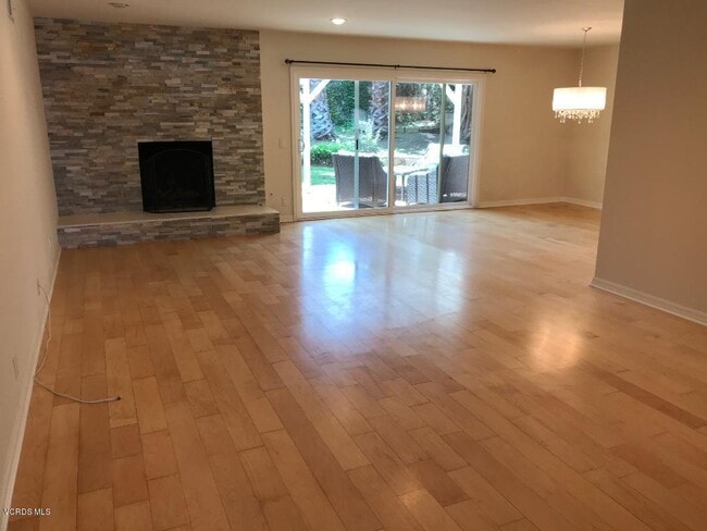 Photo - 41 Oakleaf Ave