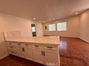 Photo - 347 E 224th St Townhome