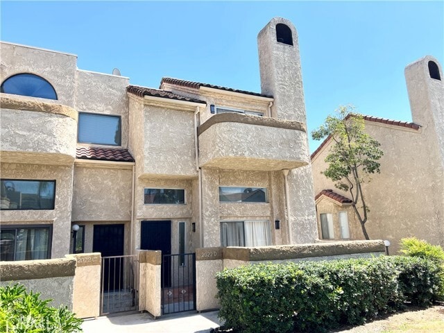 Building Photo - 2022 S Bon View Ave Unit D