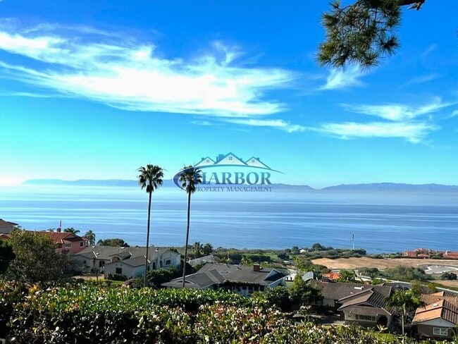 Building Photo - 32303 Phantom Dr