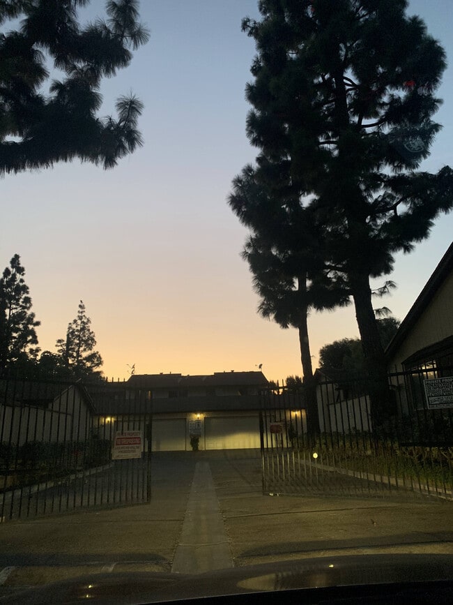 Photo - 8707 Cedros Ave Unit 7