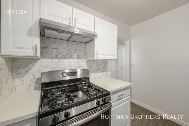 Photo - 2001 Beachwood Dr Unit 8