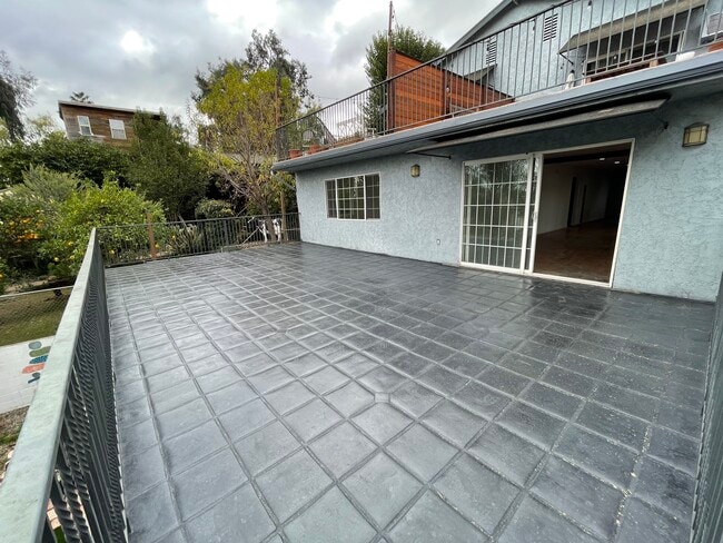 Photo - 1419 Allesandro St Unit B