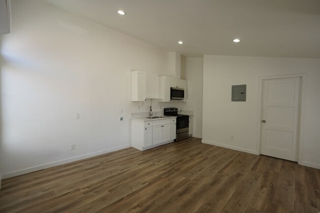 Photo - 26074 Bay Ave Unit 2