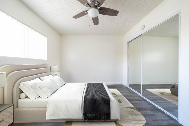 Photo - 2355 Grove Ave