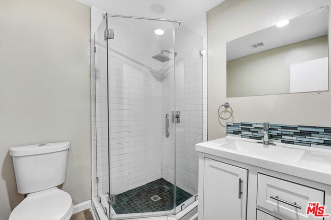 Photo - 932 Maltman Ave Unit 4