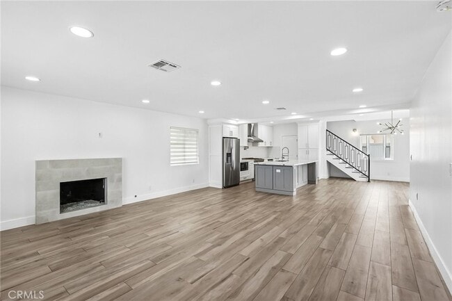 Photo - 17151 Hague Ln