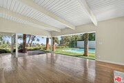 Photo - 2042 Linda Flora Dr House