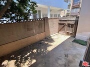 Photo - 1438 S Barrington Ave Unit Apt 3