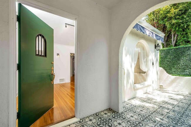 Photo - 223 N Almont Dr