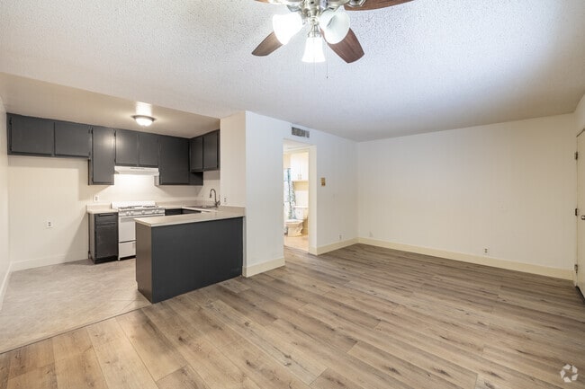 Building Photo - 5000 Laurel Canyon Blvd