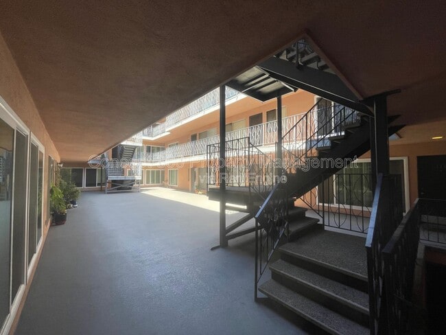 Photo - 1139 E Ocean Blvd Unit 106