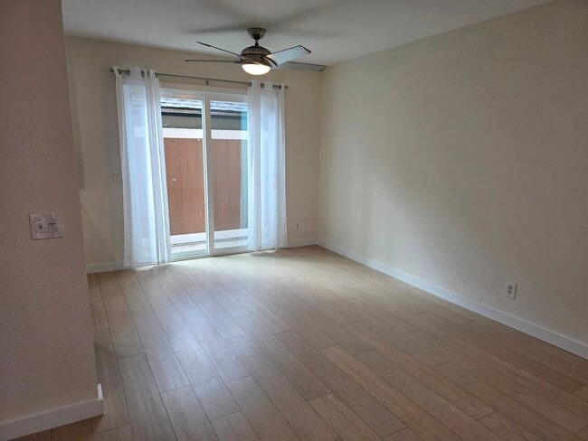 Photo - 2502 28th St Unit 3