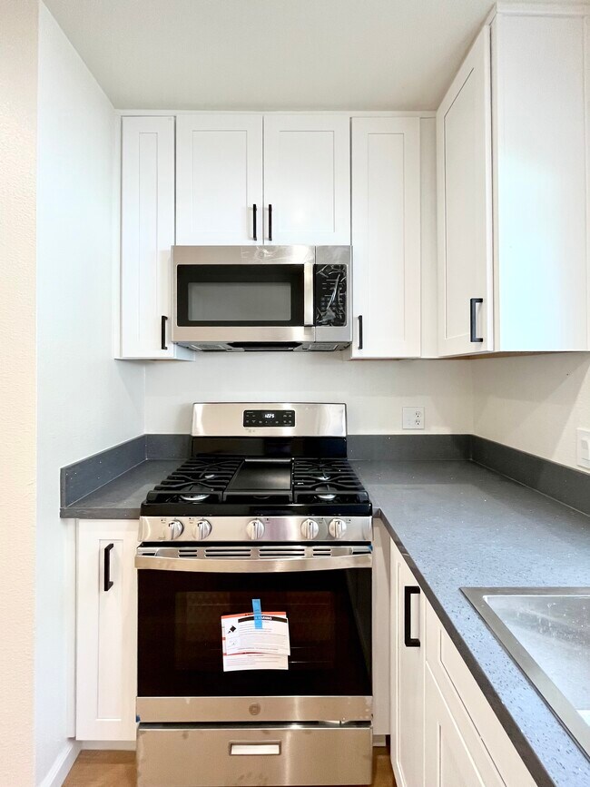 Photo - 331 E 1st St Apartments Unit 331