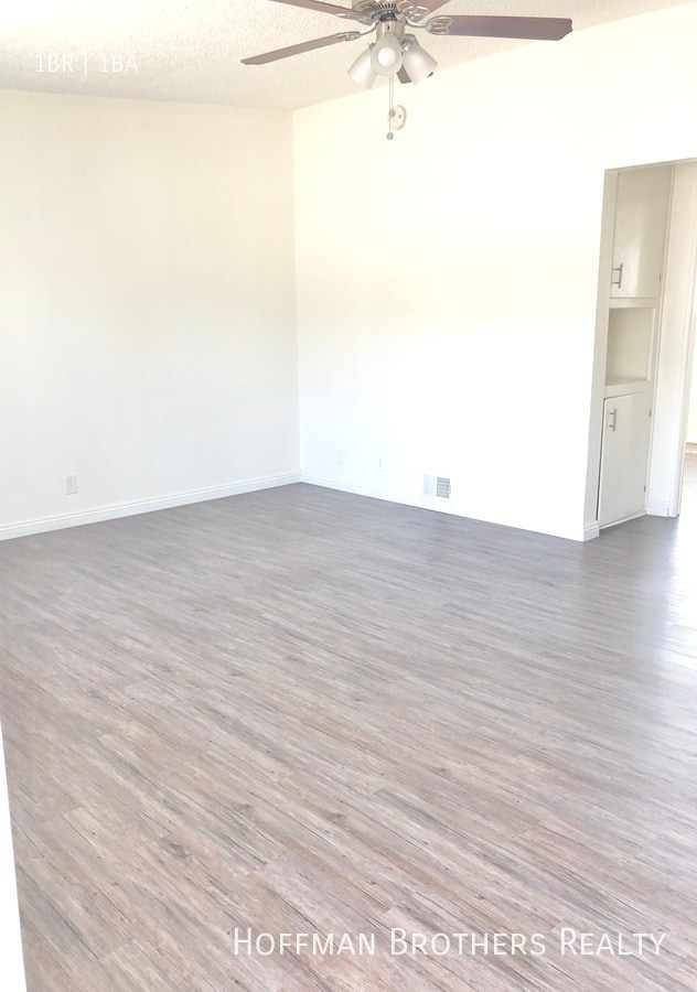 Photo - 4558 W 173rd St Unit H