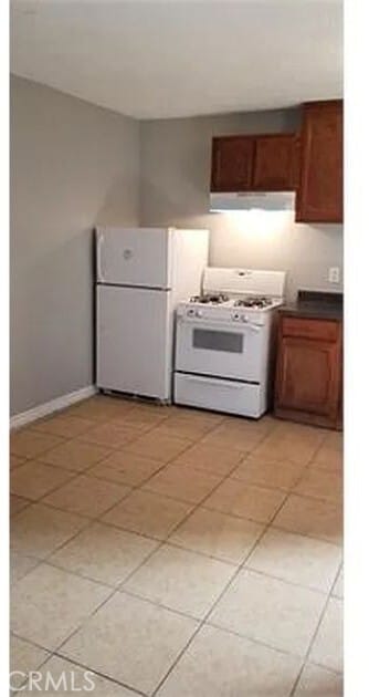 Photo - 740 W 82nd St Unit 4