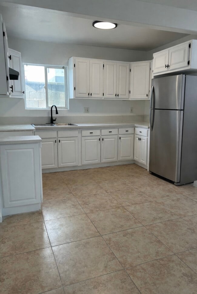 Photo - 617 E 109th St Unit 617 E 109th St