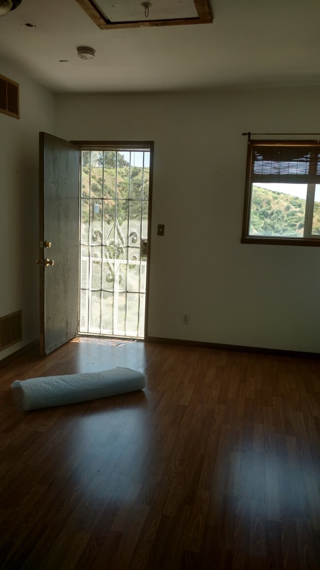 Bdrm balcony - 30413 E Sunset Dr S Unit A