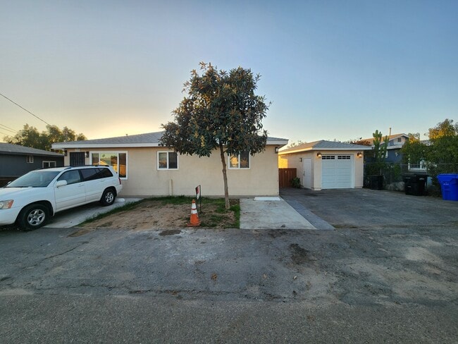 Building Photo - 790 24th St