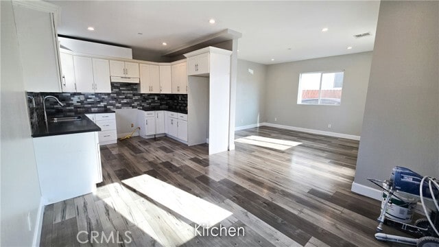 Building Photo - 132 E 104th St