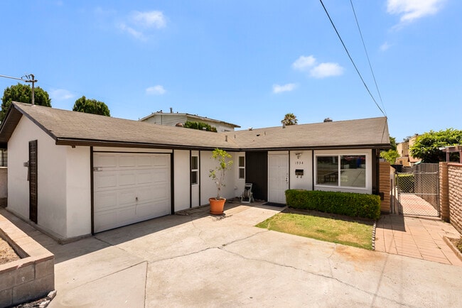 1934 N Avenue - 1934 N Avenue House