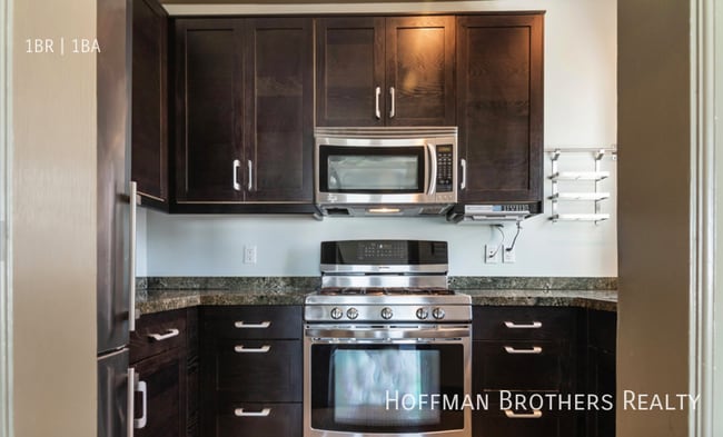 Photo - 254 S Vendome St Unit 7