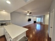 Photo - 5730 Vineland Ave Townhome
