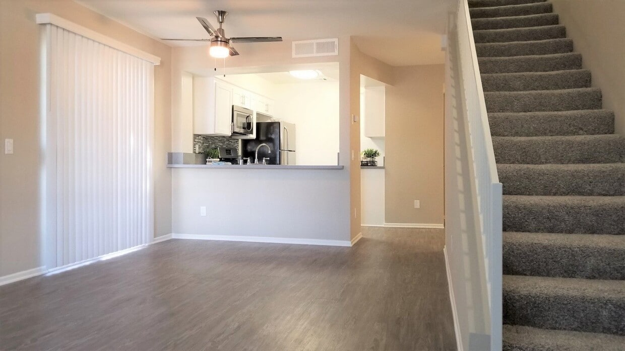 Floor Plan - R EA 2+2 TH