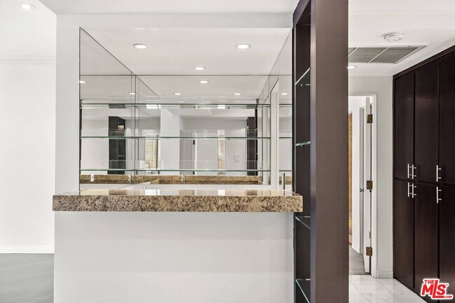 Photo - 1210 Kings Rd Unit 104