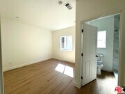 Photo - 1220 W 25th St