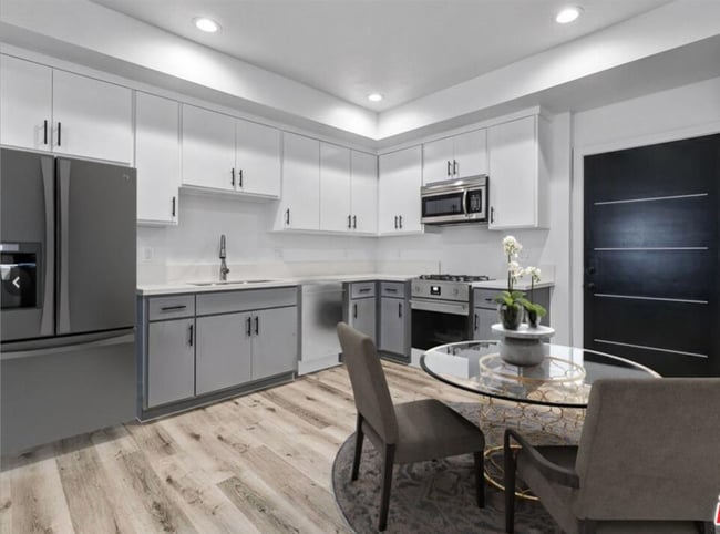 Photo - 4643 1/2 W. 18th Unit 4543 1/2