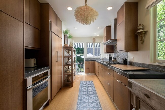 Photo - 3109 Calle Cedro