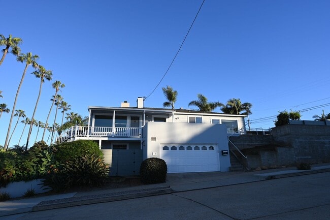 Photo - Beautiful Home with Gorgeous Views