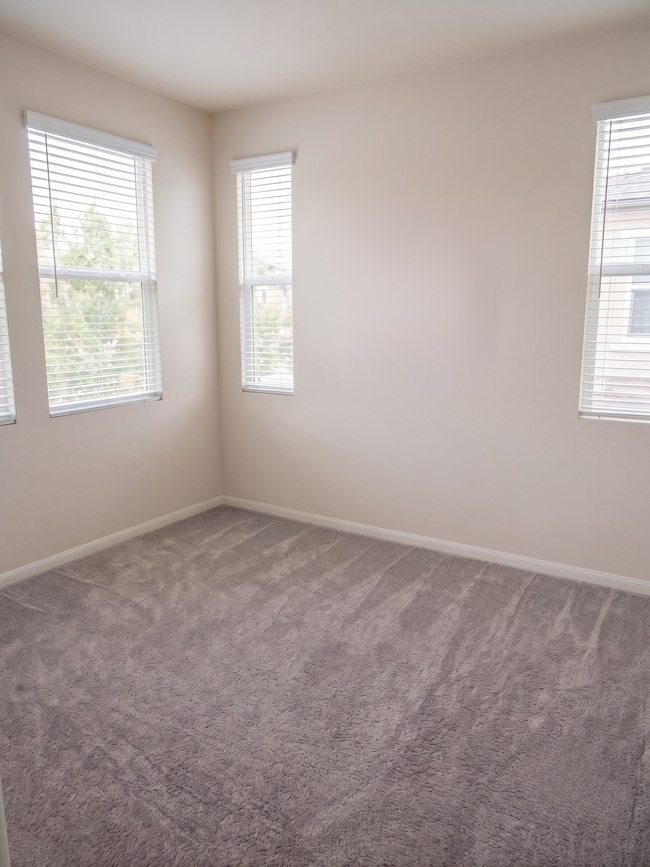 Photo - 211 N Vincent Ave