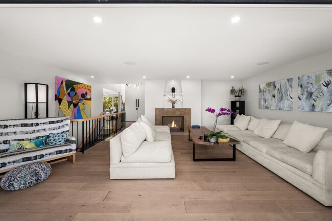 Photo - 4781 Galendo St