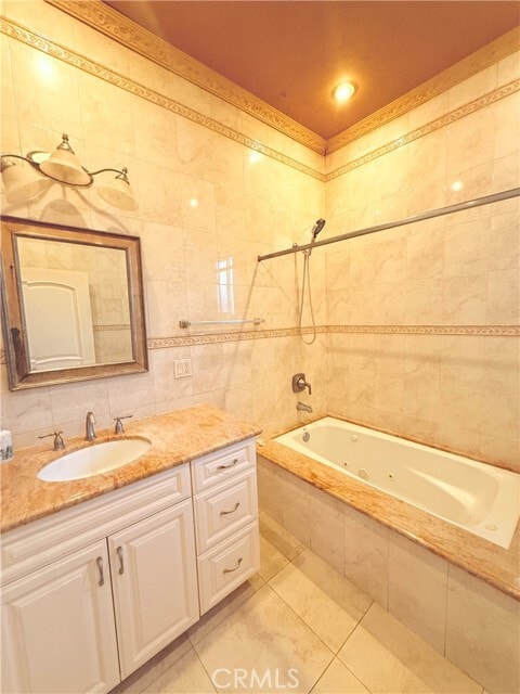 Photo - 13240 Archwood St