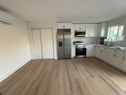 Photo - 220 E 21st St