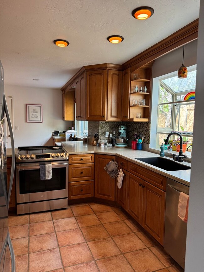 Photo - Beautiful 3 bedroom 2 ba Home in Oceanside