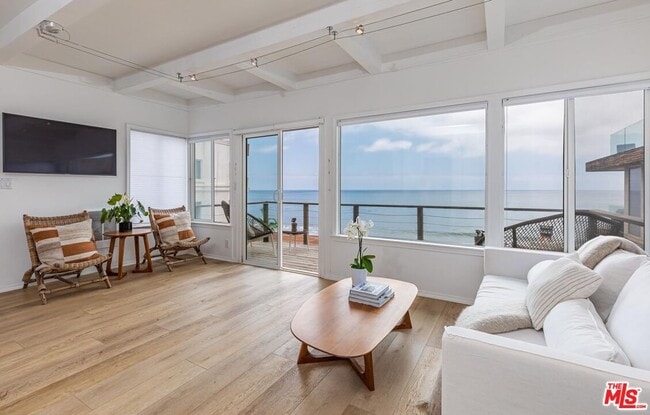 Photo - 42510 Pacific Coast Hwy