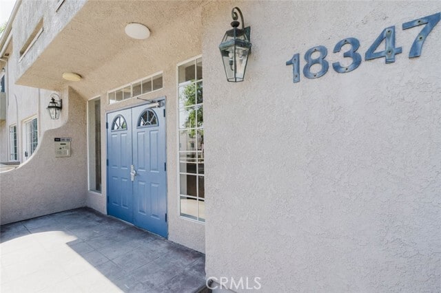 Photo - 18347 Saticoy St