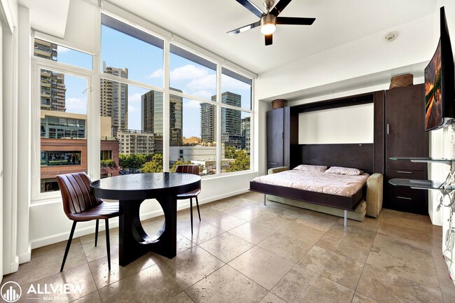 Modern 6th-Floor Studio Loft – Sapphire To... - Modern 6th-Floor Studio Loft – Sapphire To... Unit 603