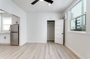 Photo - E Street Apartments