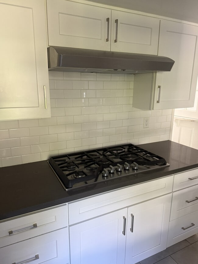 Photo - 217 Starlane Dr