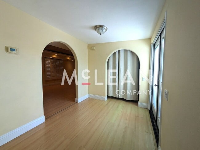 Photo - 511 Calle Roca Unit 01