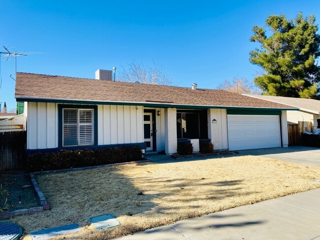 Photo - 44101 Rodin Ave