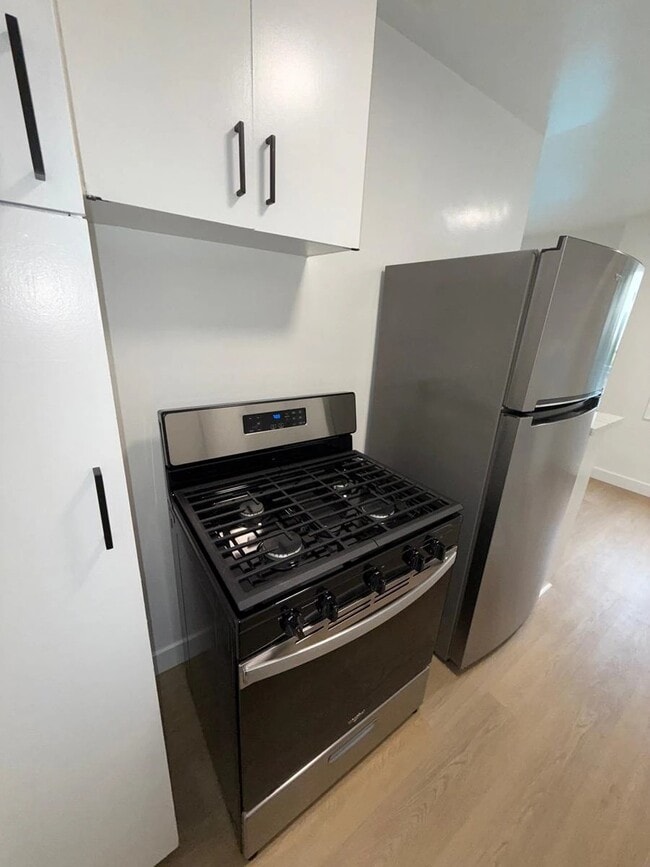 Photo - 1263 Hayworth Ave Apartment Unit 7
