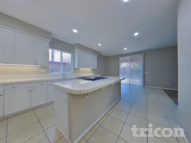 Photo - 307 Monument Pkwy