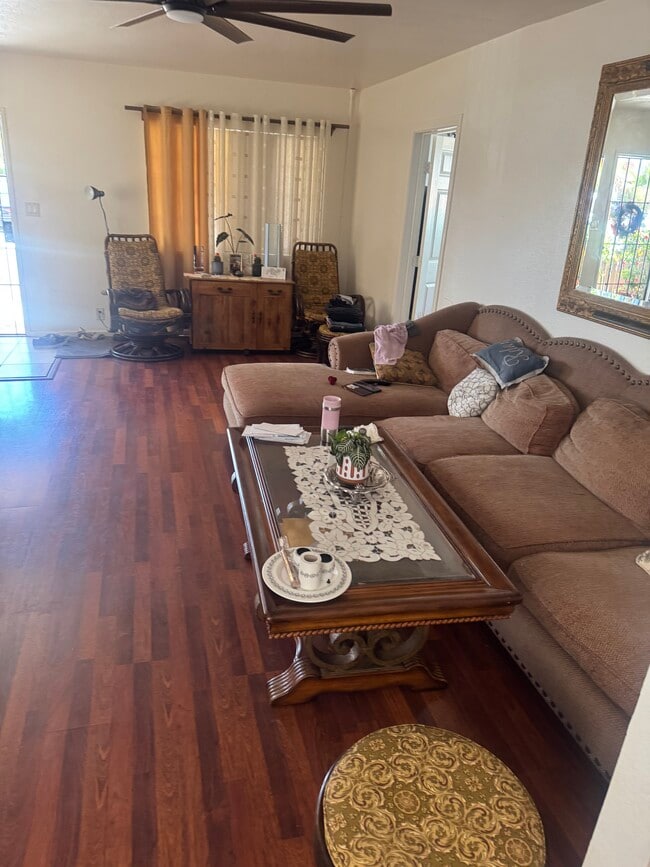 Photo - 4655 34th St